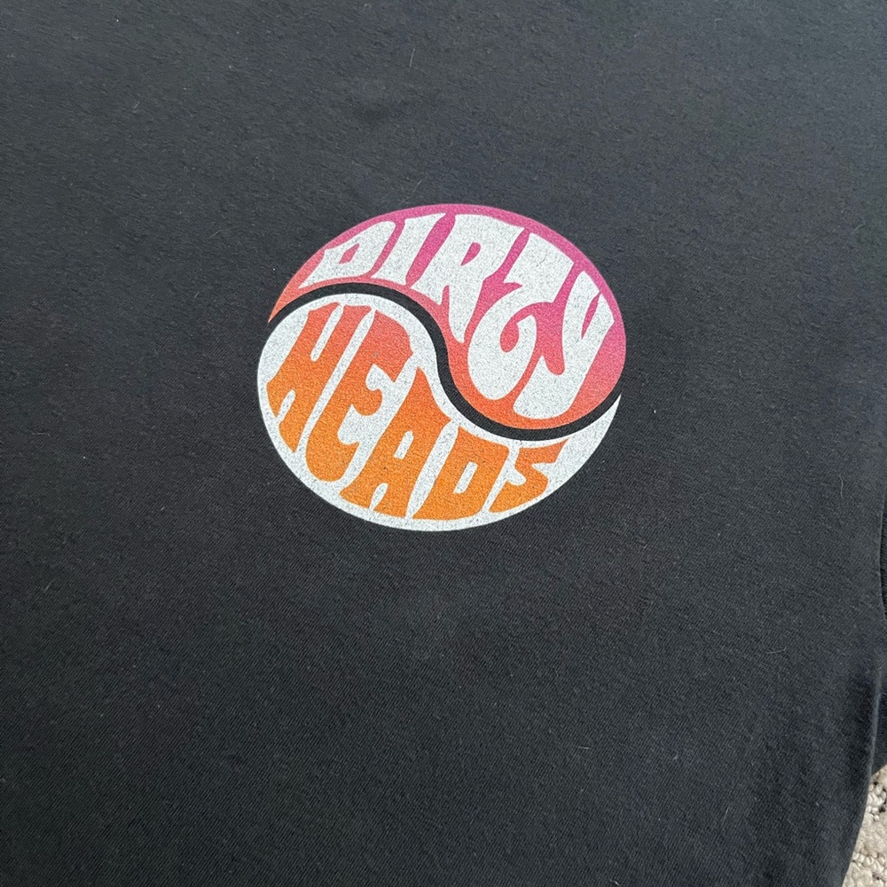 🎸 '23 Dirty Heads Band Yin & Yang Skull Tropical Huntington Beach CA Grey Tee - Picture 9 of 12